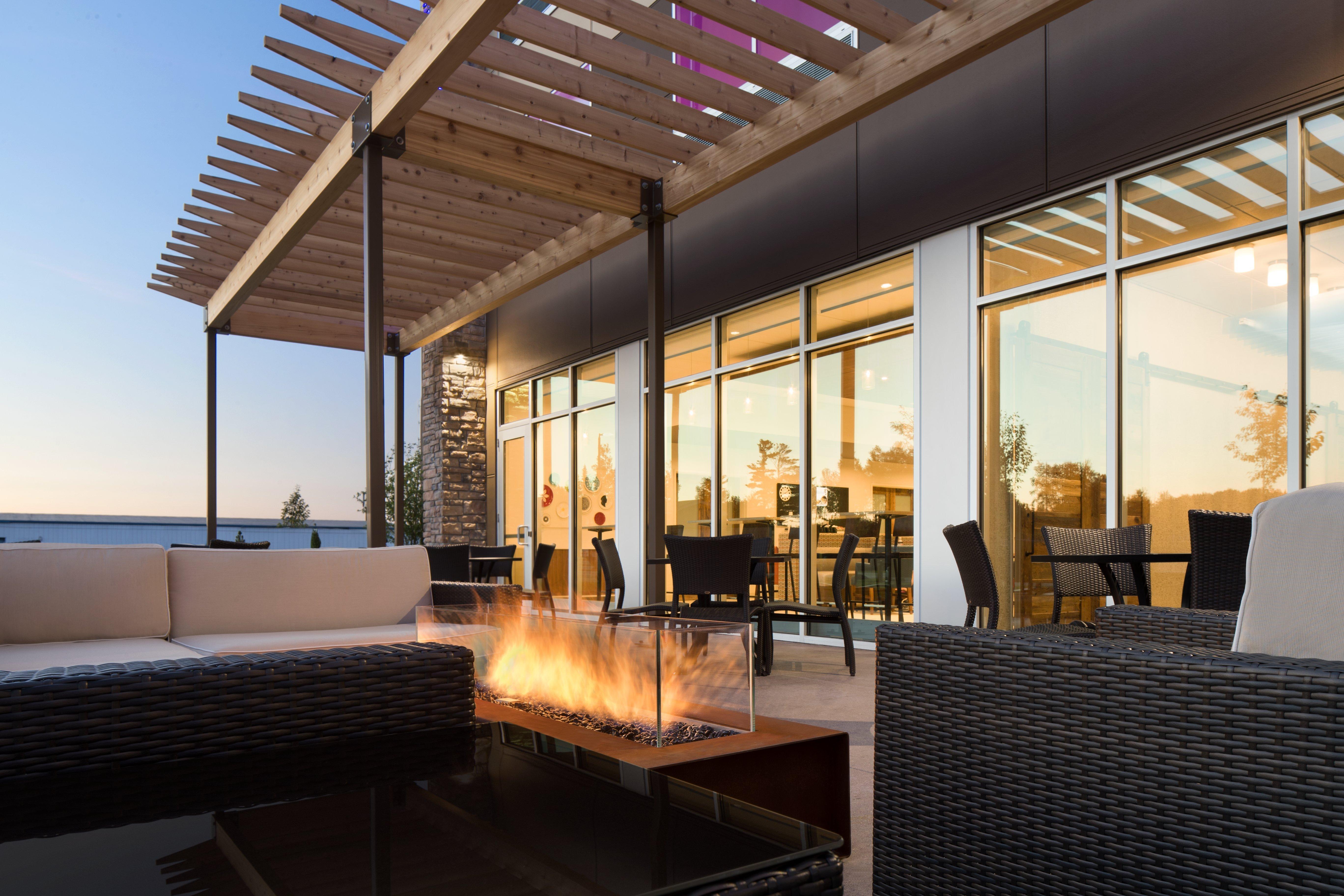 Hotel Holiday Express & North - Miller Hill By Ihg